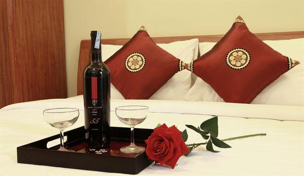 Delica Premium Hotel Ханой Екстер'єр фото