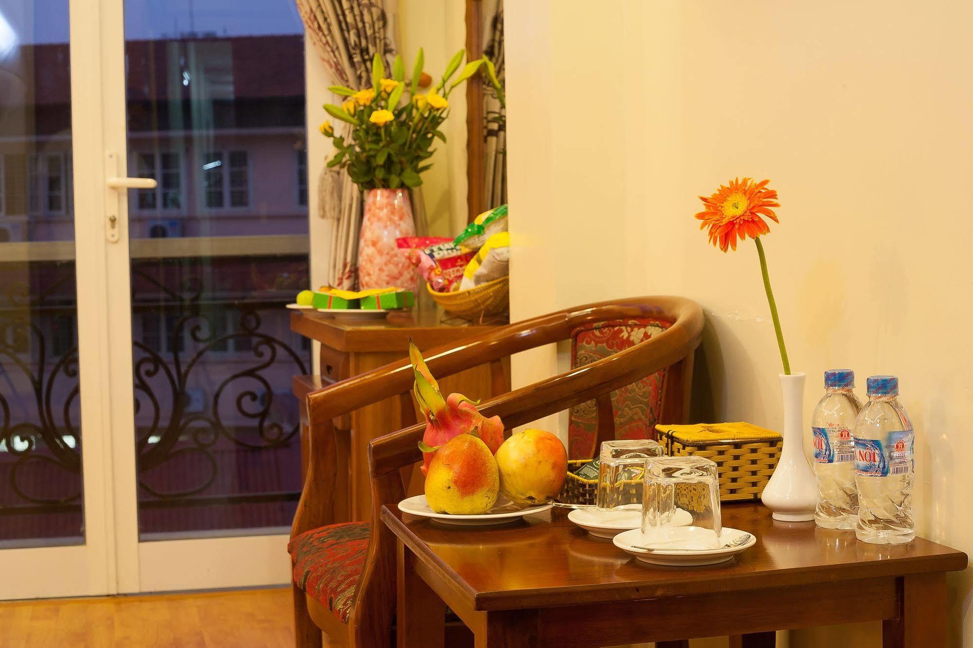 Delica Premium Hotel Ханой Екстер'єр фото